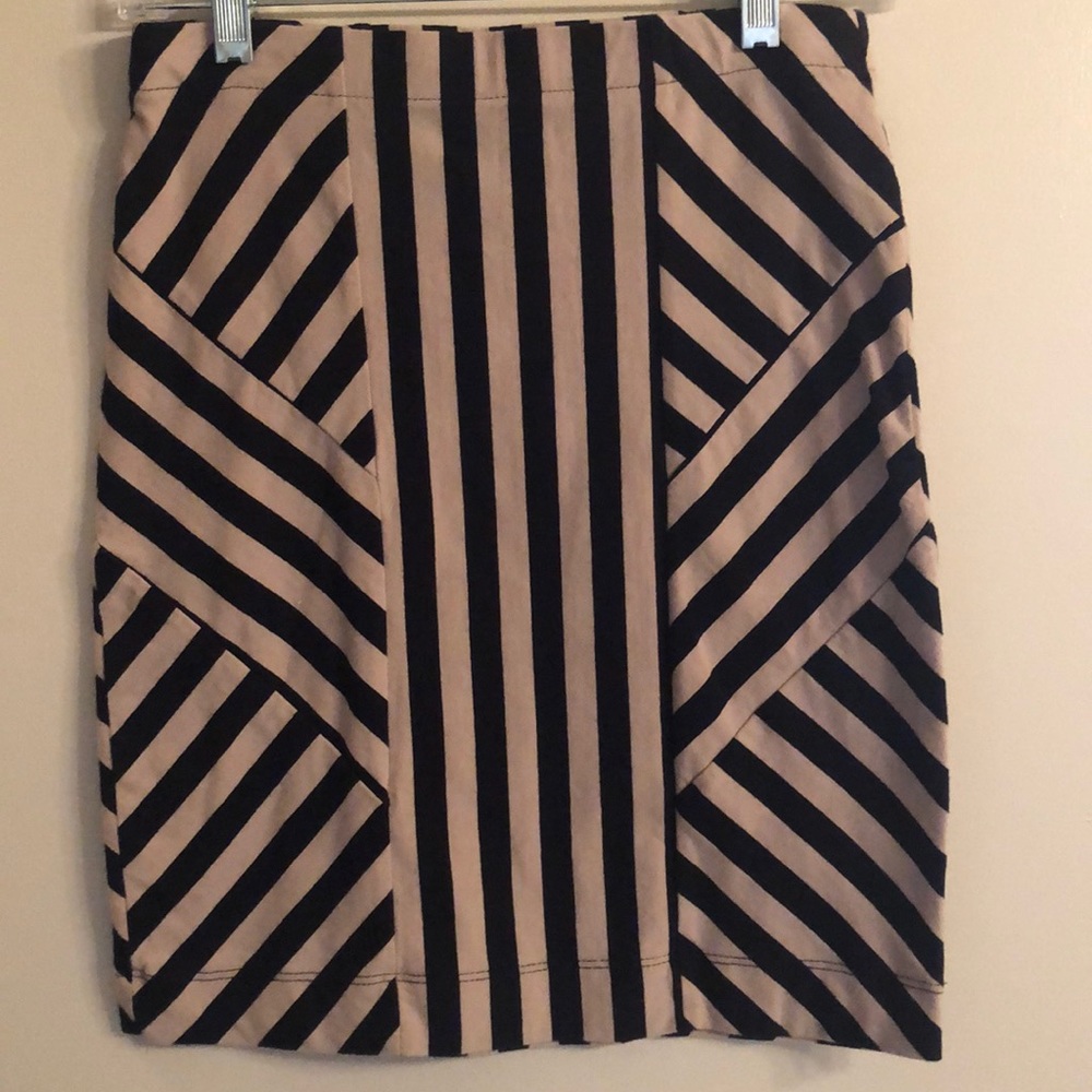 Tan and Black Geometric Mini Skirt